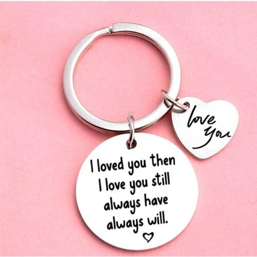 TEH Stainless Steel Heart Keychain Engrave I love you Keychain For Lovers Trinket Car Key Ring Jewelry