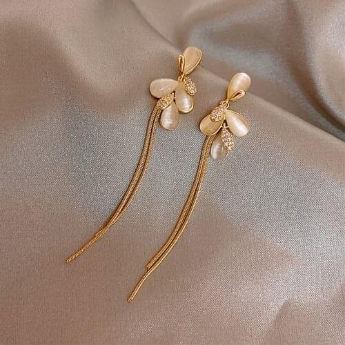 Sweet Girl Earrings 2021 New Temperament Earrings Fashion Net Red Wild Crystal Tassel Long Womens Earrings Wholesale Pendientes