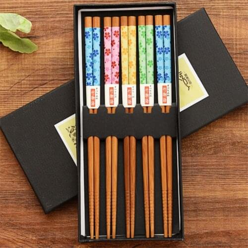 5 Pairs/Set Japanese Style Non-Slip Reusable Natural Bamboo Chopsticks Hand Painted Patterns Dinnerware for Food Sushi Gifts