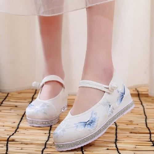 Spring Autumn New China Style Retro Crystal Wedges Height Increasing Buckle Shallow Embroider Canvas Women Casual Pumps Shoes