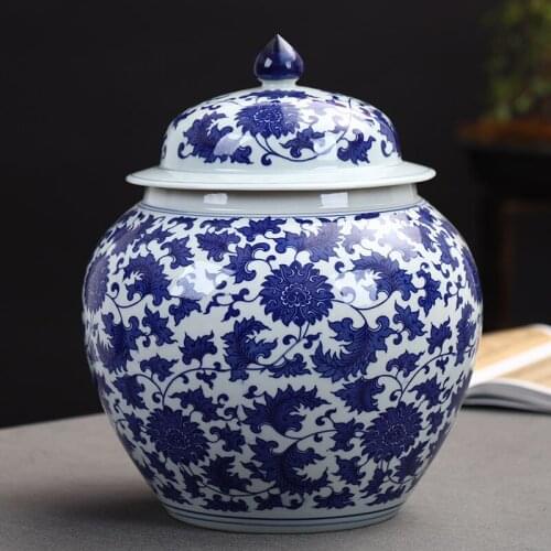 Jingdezhen Porcelain Antique Blue And White Lotus Ginger jar Storage pot With Cover Decoration Chinese ceramic temple jar