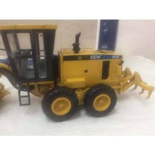 Motor Grader 1:35 Caterpillar Cat Machinery Engineering Diecast Alloy Vehicle Model Metal Collection Ornaments Display Boy Toy