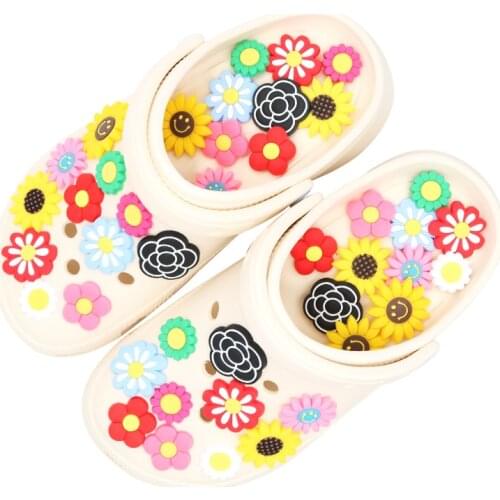 Shoe Charms Accessories Shoe Decorations flower Cute Sunflower Charms Flowers Garden Shoe Buckle Decoration Wristband Kids Party