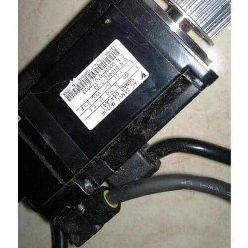 SGMAS-04ACA41 SERVO MOTOR , used in good condition . 80% appearance new , good working , free shipping