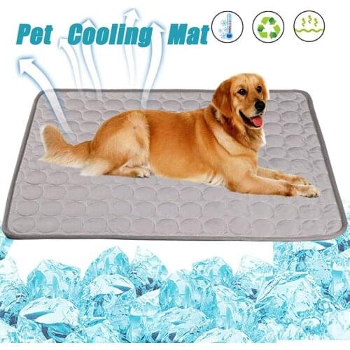 Dog Cooling Mat Large Dog Accessories Washable Pet Beds Ice Pad Sofa Bed Large and Puppy Couch Pet Beds Cat House Sofa Cushion
