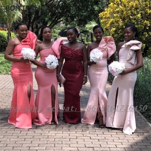 2021 Black Girls Bridesmaid Dresses Mermaid Elastic Satin Floor Length Split African Bridesmaid Dress for Women Wedding