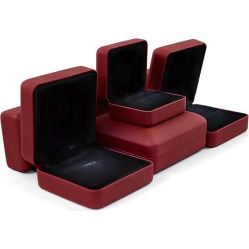 Luxury Pu Leather Jewelry Box for Ring Bracelet Pendant Necklace Earring Cases Gift Boxes Wedding present wrap