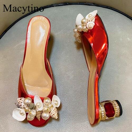 Conch decorative ladies high-heel slippers, pearl rhinestone decorative glass heel slippers, fashionable party slippers