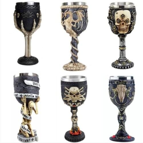 Creative Gothic Style Goblet Wine Mug Skull Palm Goblet Skull Mug Pterosaur Beer Cup 3D Solid Knight Cup Bar Wine Goblet Mug