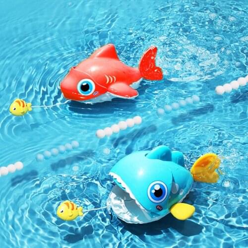 Cartoon Whale Eating Fish Swimming Wind-up Clockwork Model Kids Bath Shower Toy