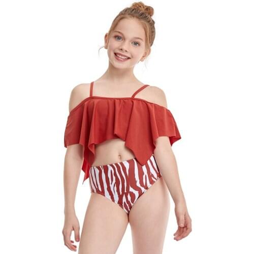 New 2021 Childrens Swimwear Two Piece Printed Swimsuit For Girls Summer Off Shoulder Ruffles Bikini Sets Kids Lovely Swimwear