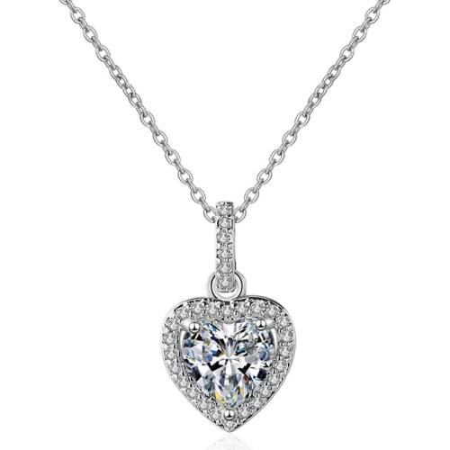 Exquisite 5A Shiny Heart Shaped Zirconia Pendant Necklaces Silver Color Choker Necklaces Fashion Wedding Jewelry Gifts for Women