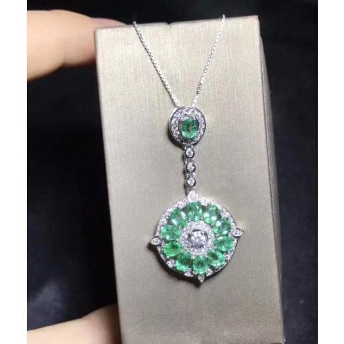 Natural emerald necklace, 925 sterling silver inlay, stylish big-name design, exquisite and beautiful