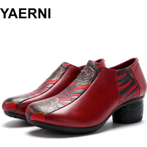 YAERNI Vintage Flower Embossed Pumps Women Red Genuine Leather Shoes Woman Block High Heel Pumps Women Retro Ladies Shoes New