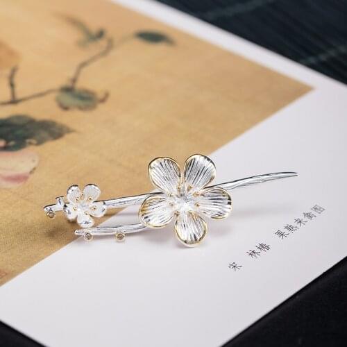 925 Silver Fashion Design Flower Clothing Accessories Men And Women Creative Plum Blossom Brooch Temperament Generous Jewelry