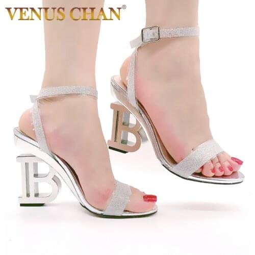 Latest Design African Style Womens Shoes Slippers with Metal Trim and Rhinestones for Ladies Designer Shoes Women Luxury 2021