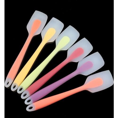 Silicone Scraper Translucent High-temperature Baking Tool Kitchen Accessory Cake Cream Butter Pastry Spatula Mixing Batter Brush