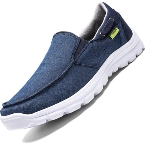 2021 Canvas Shoes Men Casual Shoes Breathable Light Man Footwear Autumn Slip on Loafers zapatillas hombre
