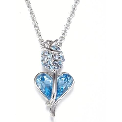 COCOM Romantic Rose Flower Pendant Necklace with Crystal from Austria Heart-Shaped Crystal Jewelry Valentines Day Gift