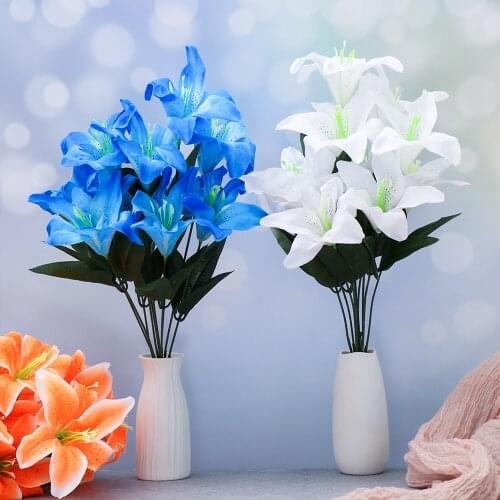 CIASSTHREE Artificial Lilies