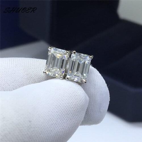 Classic 925 Sterling Silver Pass Diamond Tester 1 Carat Emerald Cut D Color Moissanite Stud Earrings for Women Elegant Jewelry