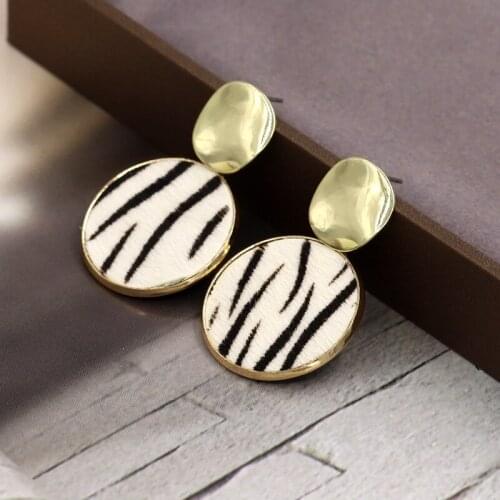 VONNOR Women's Gold Earrings