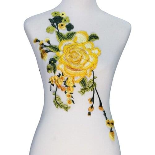 1piece 3D Red Green Flower Embroidery Applique Lace Fabric Motif Patches for Wedding Dress Clothes Decorated DIY Sewing T2568