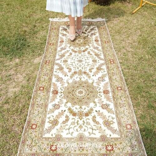 2.5'x6' Long Handknotted Silk Carpet Hallway Rug Runner Carpet (YJH098B)