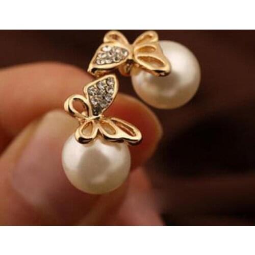 Korean Fashion New Earrings Wild Small Fresh Butterfly Pearl Earrings Womens Temperament Shine Popular Jewelry Wholesale