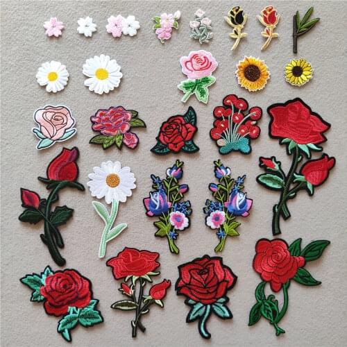 Rose Flowers Patches Clothing Embroidered Stripes Chrysanthemum Badges Iron on Transfer Daisy Appliques Stickers for Clothes