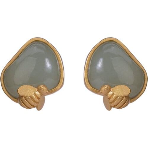 S925 sterling silver gold-plated Hetian gray jade stud earrings personality affordable luxury simple elegant bee womens earring