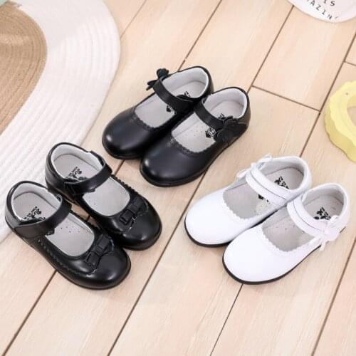 2020 Childrens For Girls Leather Shoes Kids Princess Shoes Fashion Diamond Butterfly School Shoes Black Low Heels Party Dancing