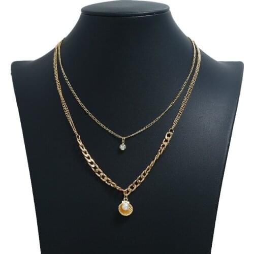 Fashion Simple Temperament Pearl Shell Shape Pendant Multi-Layer Short Clavicle Necklace Wholesale