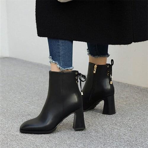 2020Women Ankle Boots Black beige Fashion Zipper Women Boots Ankle Boots Comfortable Square High heels Boots Ladies Boots
