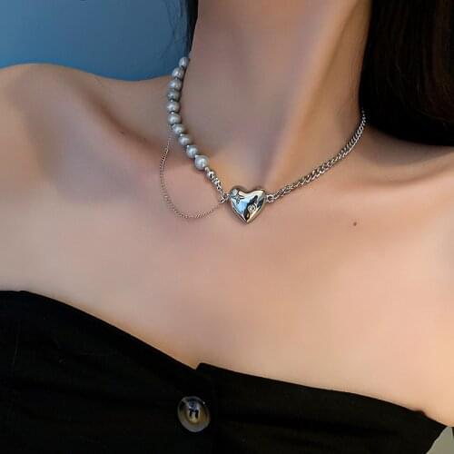 Imitation Pearls Clavicle Chain Alloy Heart Pendant Necklace for Women Short Silver Color 2021 Fashion Jewelry Simple New