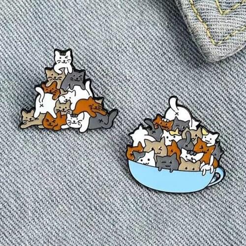 A Cup of Cats Enamel Pin Cat Coffee Cup Mug Brooches Bag Lapel Pin Cartoon Animal Kitten Badge Jewelry Gift for Kids Friends