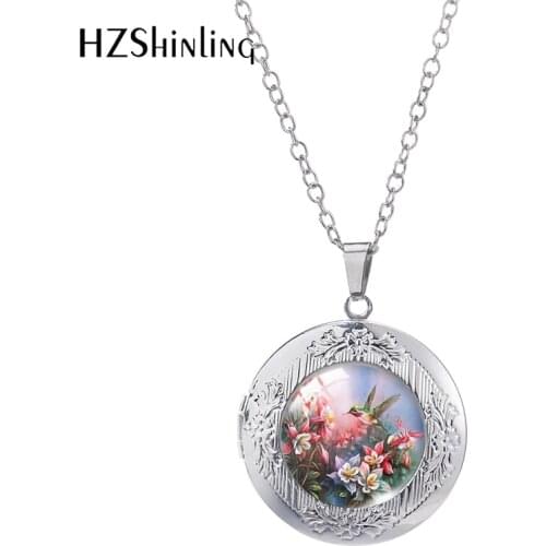 2021 New Fashion Hummingbird and Flowers Paintings Glass Dome Locket Pendant for Pet Women Men Photo Openable Necklace