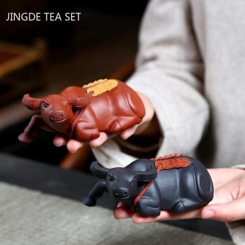 1PCS Yixing Handmade Purple Clay Tea Pet Chinese Zodiac Cattle Statue Ornaments Lucky Gold Coins Crafts Tea Set Decoration