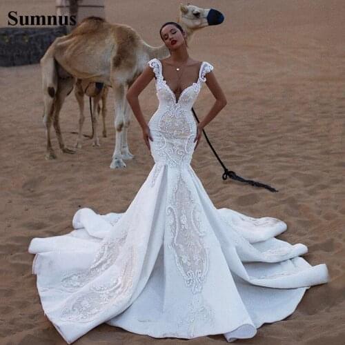 Sumnus Boho Wedding Dress Sexy backless V-Neck Lace Appliques Beach Vintage Bridal Gown Plus Size Satin Wedding Gowns