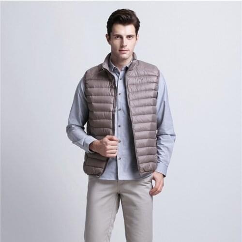 2019 New Arrival Men Sleeveless Jacket Winter Ultralight White Duck Down Vest Male Slim Vest Men Portable Package Warm Waistcoat