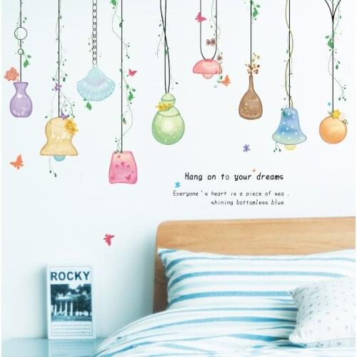 Cartoon Chandelier Wall Stickers for Bedroom "hang on To Your Dreams" Home Decor Fashion Light Bulb Wall Art Design Wallpapers