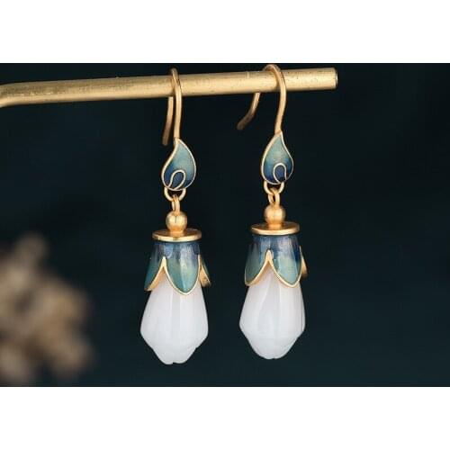 Retro White Stone Magnolia Flower Earrings for Women Elegant Palace Ethnic Dating Jewelry 2021 Trend Fashion Dangle Earrings