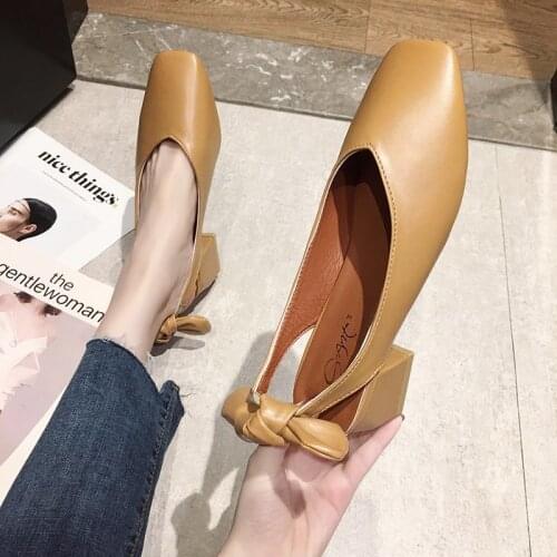 High-heeled womens shoes 2021 new spring and autumn Korean version of simple and versatile mid-heel shallow bow single shoes