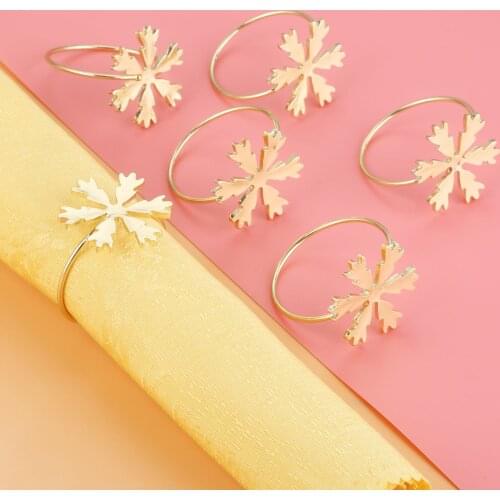 6Pcs Metal Christmas Snowflake Napkin Rings Dinner Table Serviette Buckle Holder New Year Wedding Party Banquet Hotel Decoration