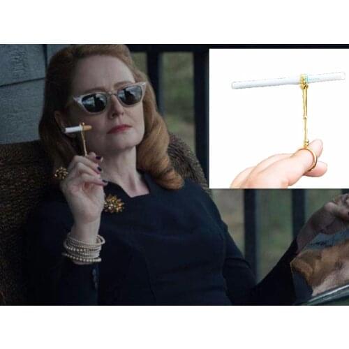 Vintage Metal Ring Cigarette Holder Finger Cigarette Rack For Womens Slim Cigarette / Mans Regular Cigarette With gift box