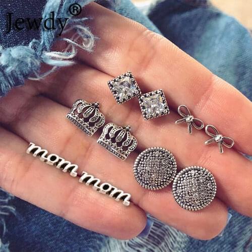 6 Pairs/Set Letter MOM Stud Earrings for Women Bohemian Crown Ear Jewelry Dazzling Crystal Wedding New Years Gifts Brincos 2020