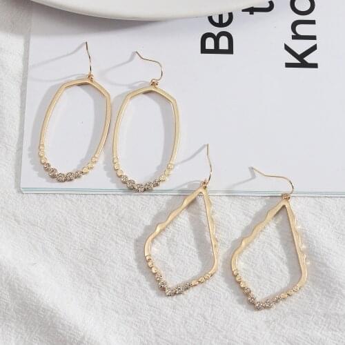 Wholesale Filigree Rhinestone Frame Earrings Hollow Out Dangle Earrings Hot Brand Statement Women Fashion Earrigns