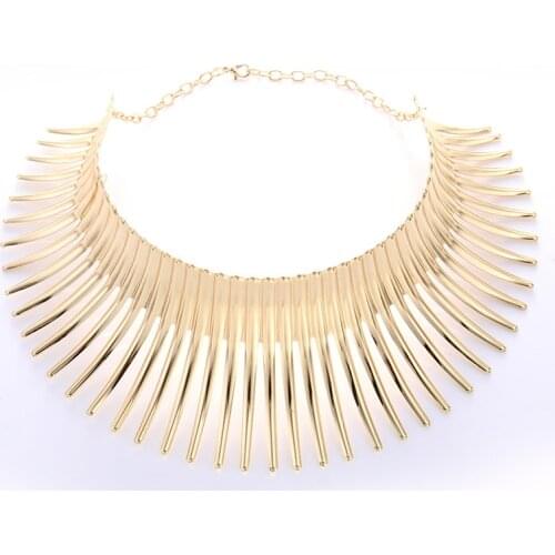 Exaggeration Ornament Jewelry Metal Textured Neck Womens Versitile Fashion Decorative Collar Necklace Accessories