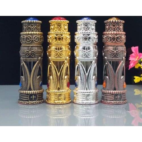 5pcs Gold Antiqued Style Retro Hollow Design Inlaid With Glass Empty Perfume Bottle Tatoo Aromatherapy Essence Oil Bottle 5ml