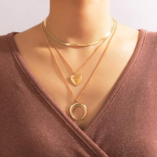 HuaTang Trendy Boho Heart Moon Pendant Necklace for Women Girls Multilayered Gold Color Metal Clavicle Chain Jewelry Gift 17319